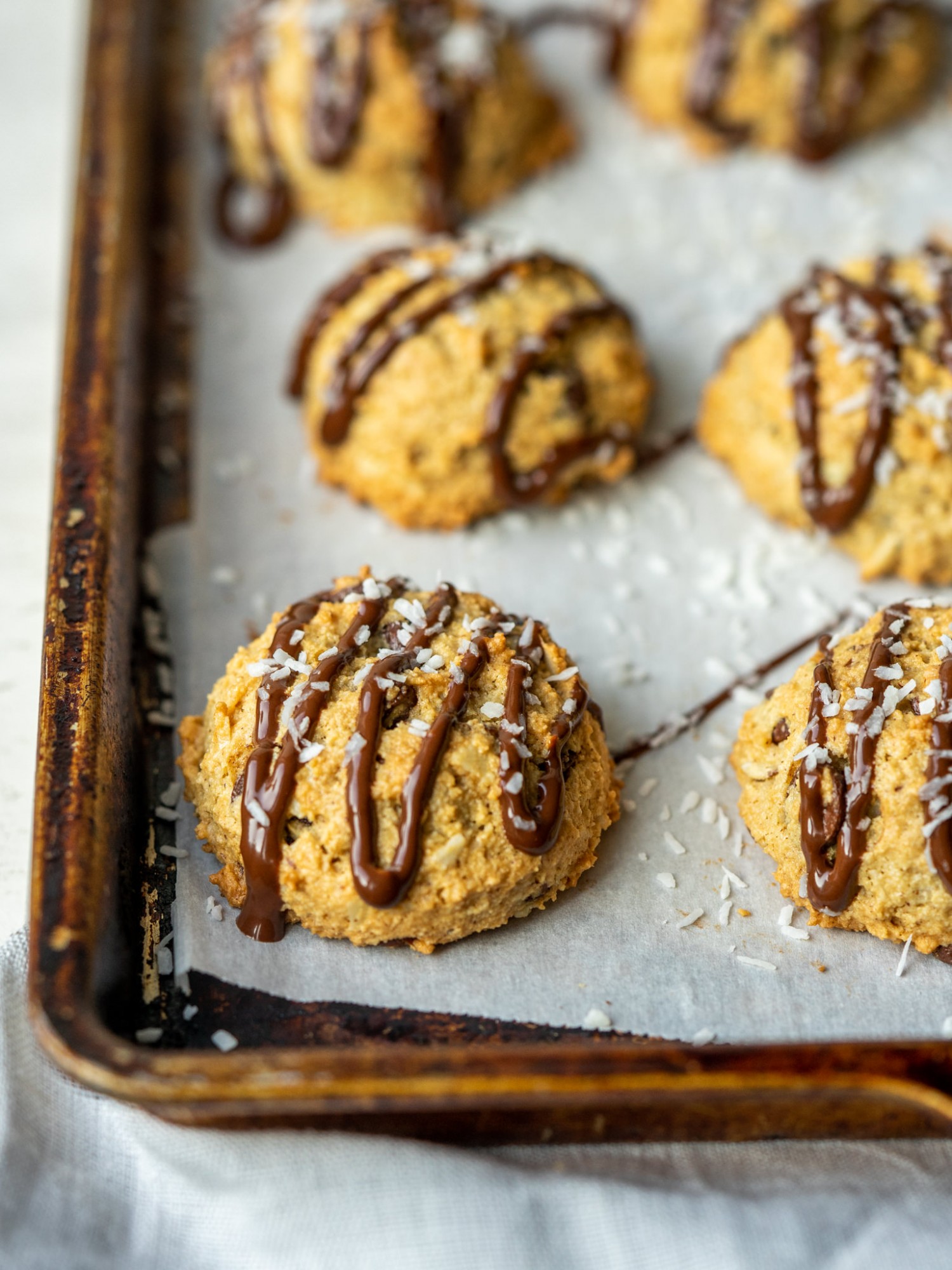 Healthy Almond Joy Cookies