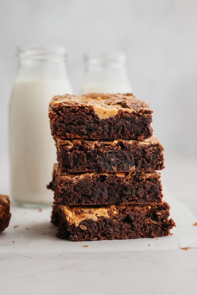 Side view of a stack of peanut butter brownies