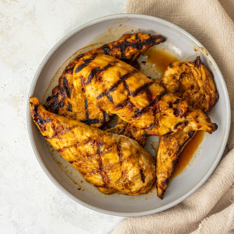 Above view of grilled chicken cooked in a balsamic chicken marinade