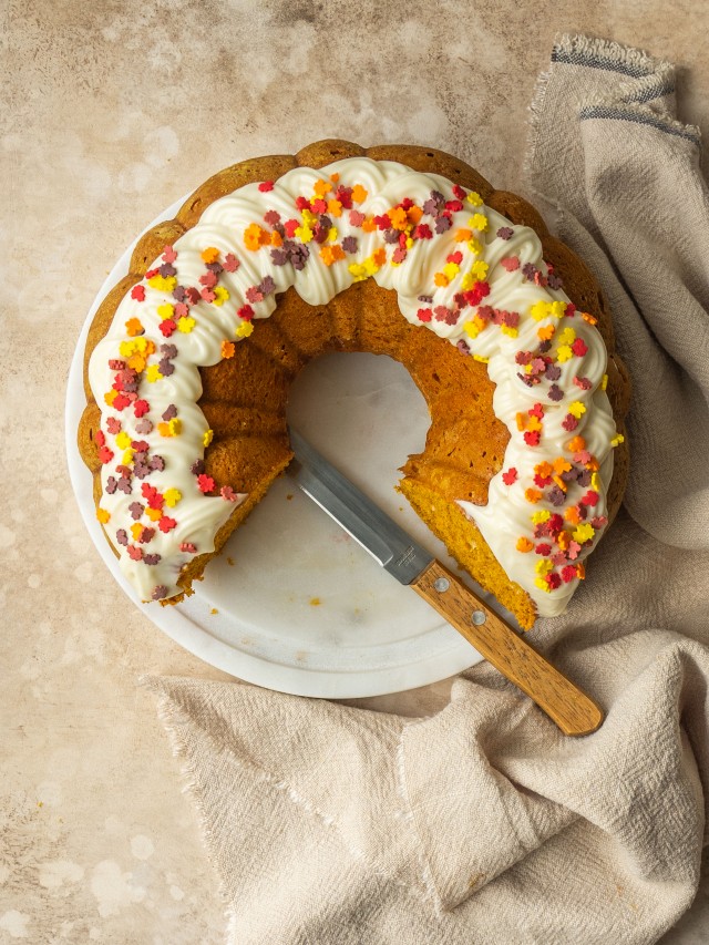 Easy Pumpkin Cake made with Yellow Cake Mix (5 Ingredients!)