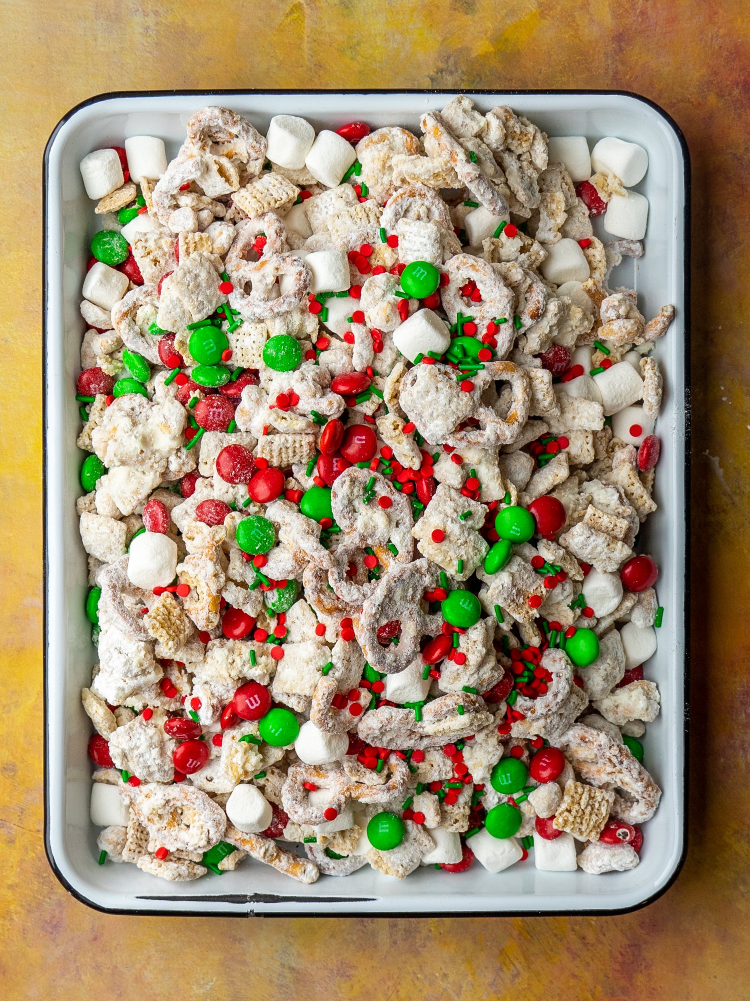 Easy Christmas Reindeer Chex Mix Recipe