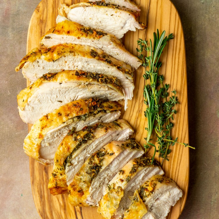 How to roast a split turkey breast in the oven