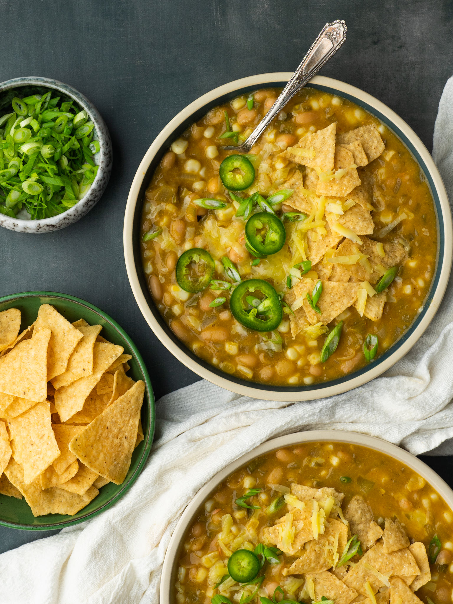 Above view of a bowl of vegetarian white bean chili recipe
