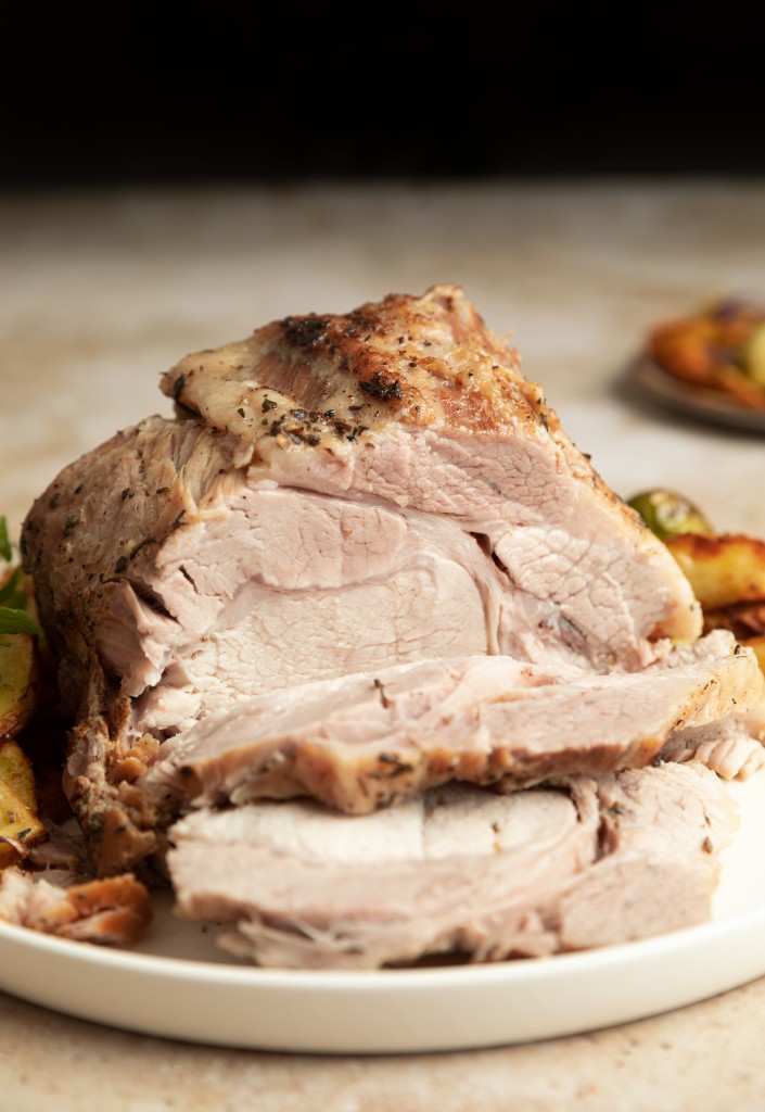 Side view of cooked pork roast from the instant post